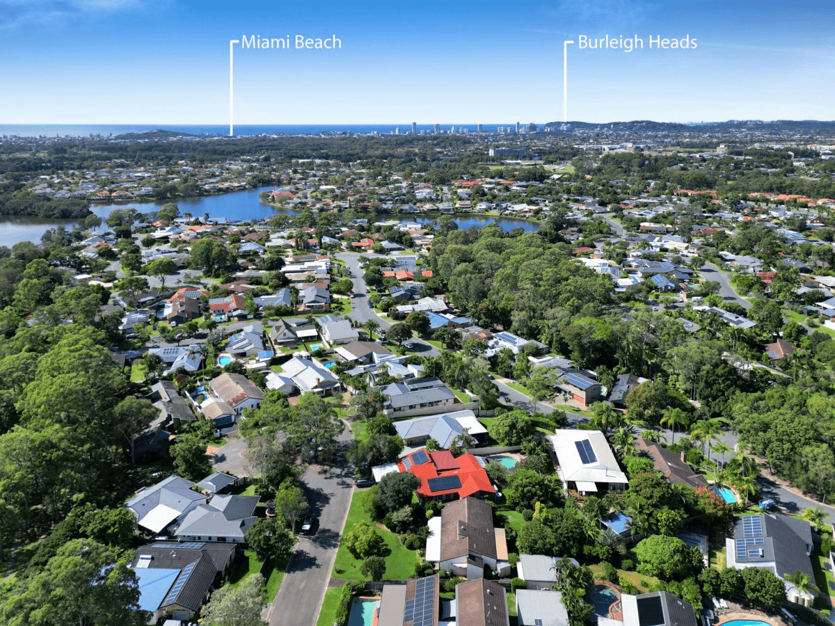 5 Tennyson Place, ROBINA, QLD 4226