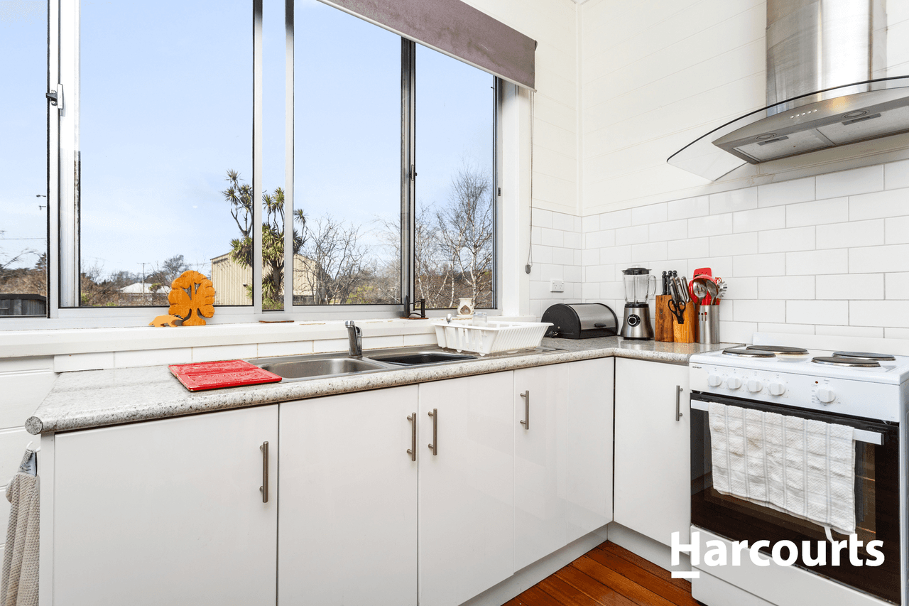 5 Liena Road, MOLE CREEK, TAS 7304