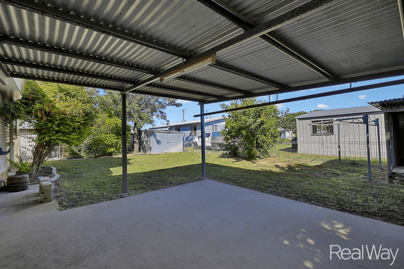 14 Glasgow Street, Svensson Heights, QLD 4670