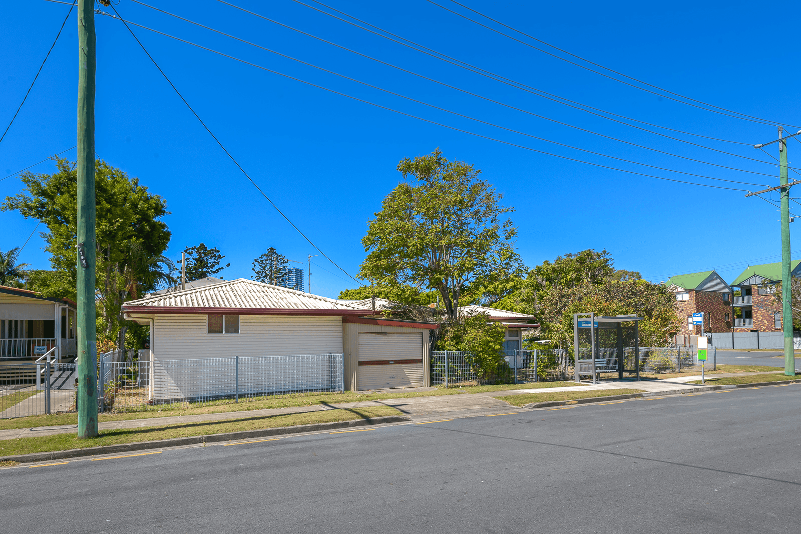 35 Walton Street, SOUTHPORT, QLD 4215