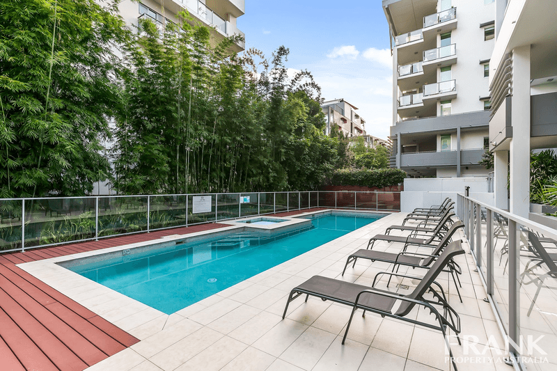 Ground Floor/28 Ferry Road, West End, Qld 4101