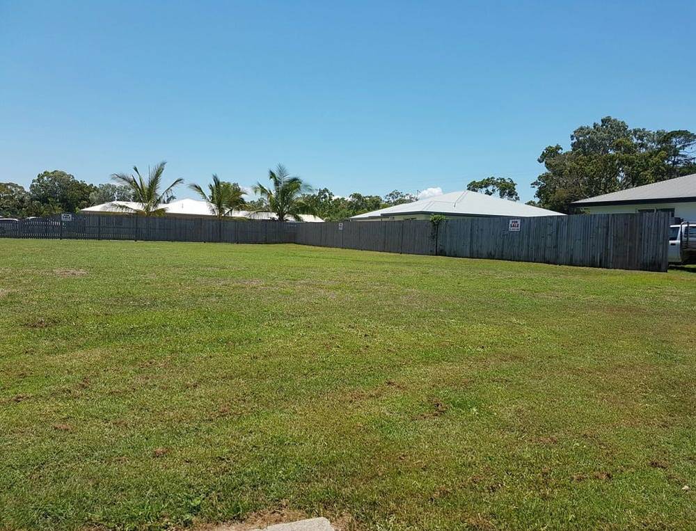11-13 Leonie Street, ARMSTRONG BEACH, QLD 4737