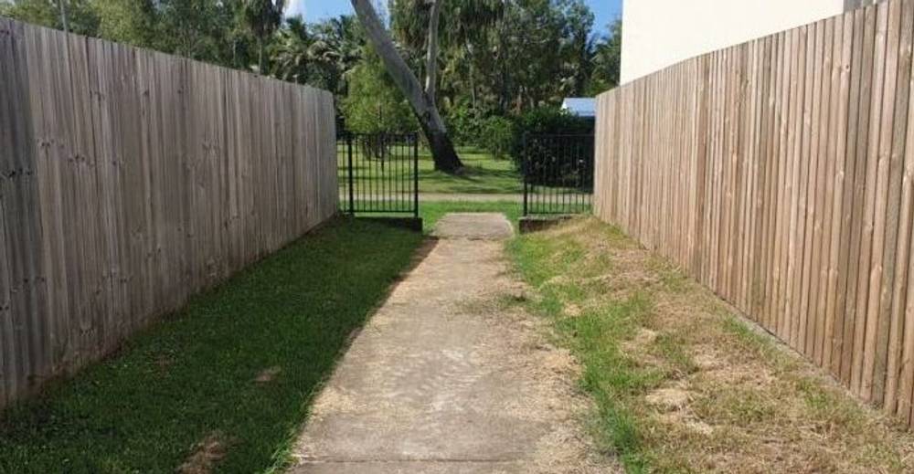 11-13 Leonie Street, ARMSTRONG BEACH, QLD 4737