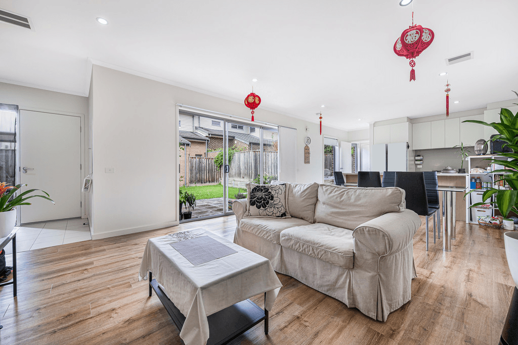 61 Bloom Avenue, WANTIRNA SOUTH, VIC 3152