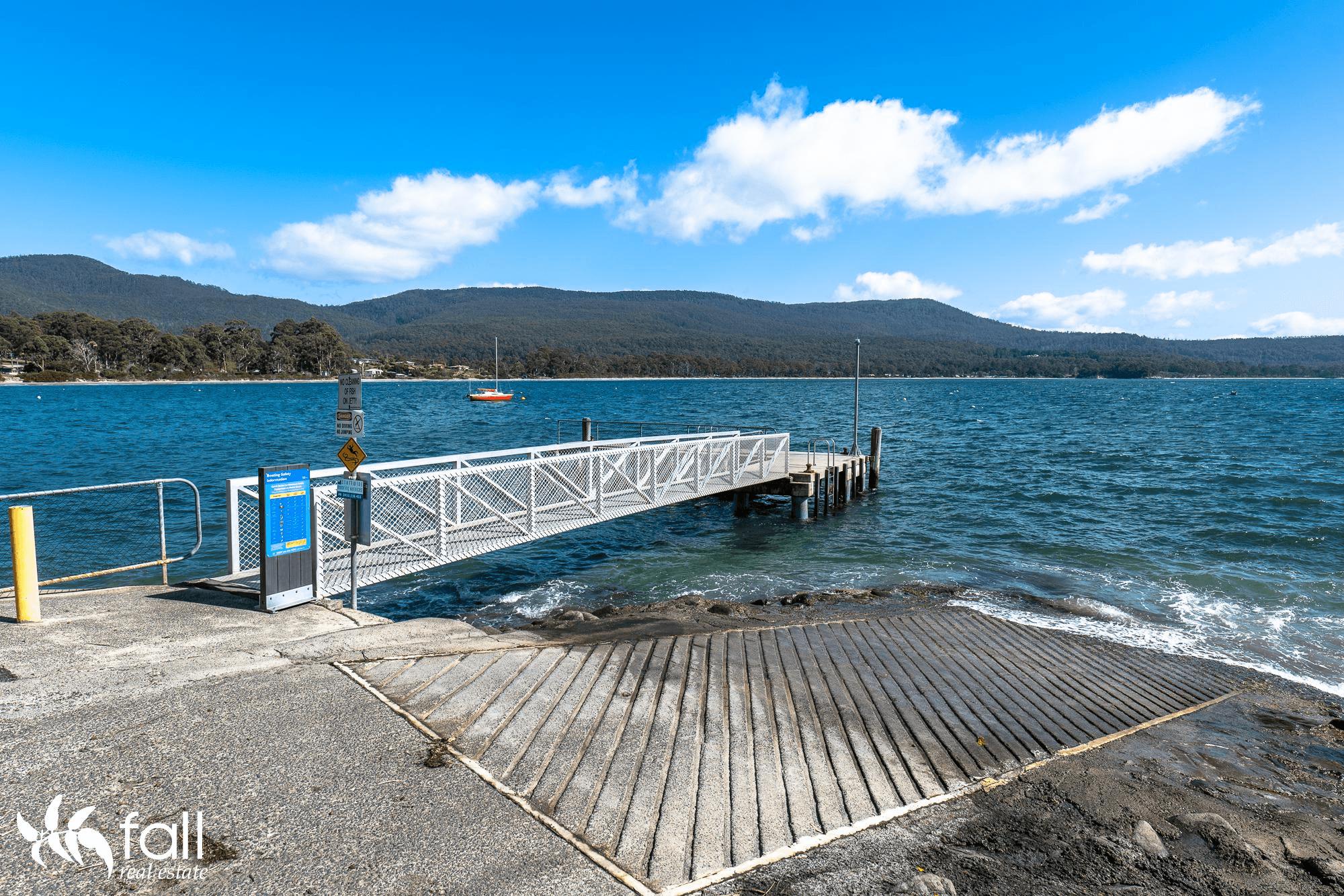 17 Serena Road, ADVENTURE BAY, TAS 7150