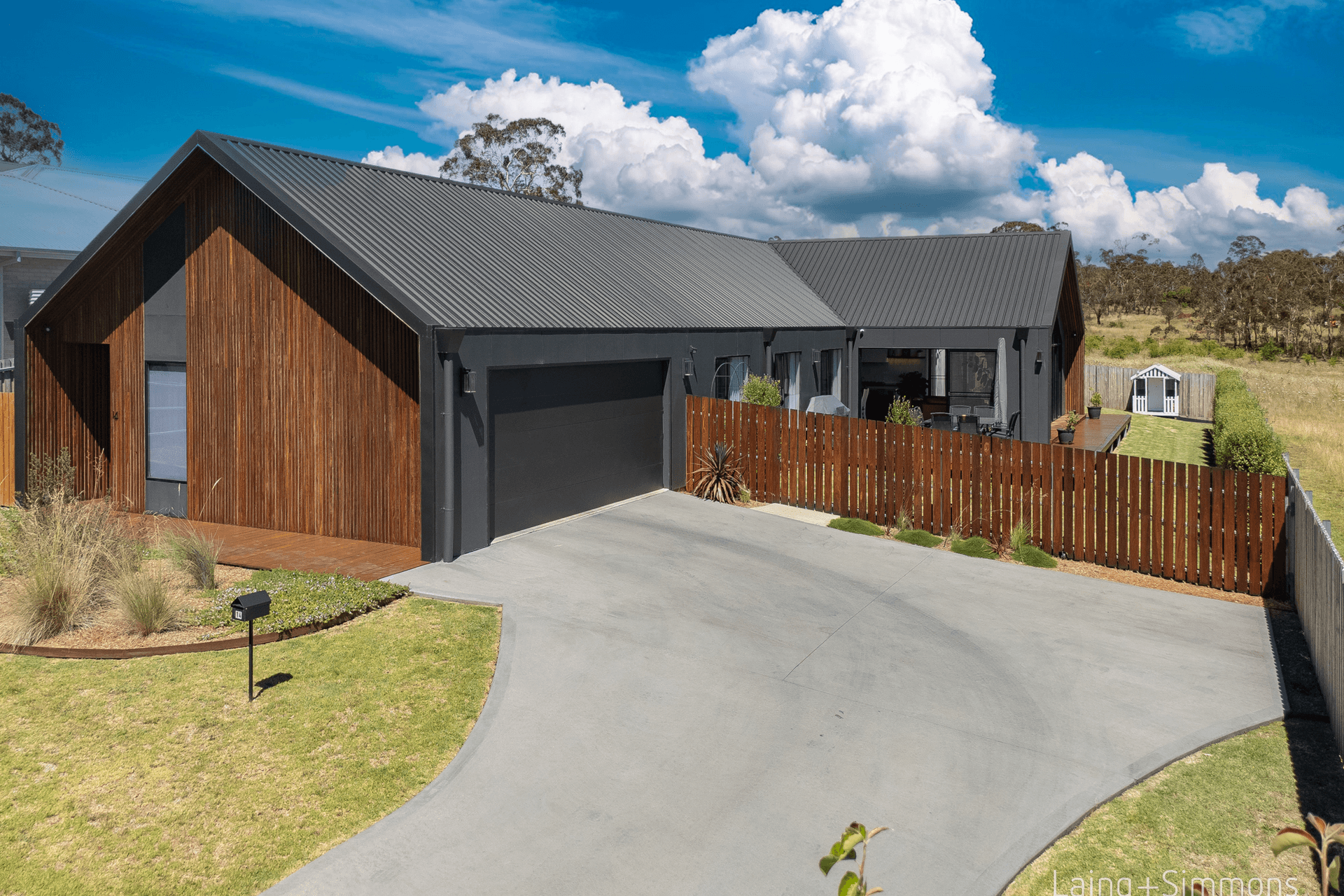 14 Melba Place, Armidale, NSW 2350