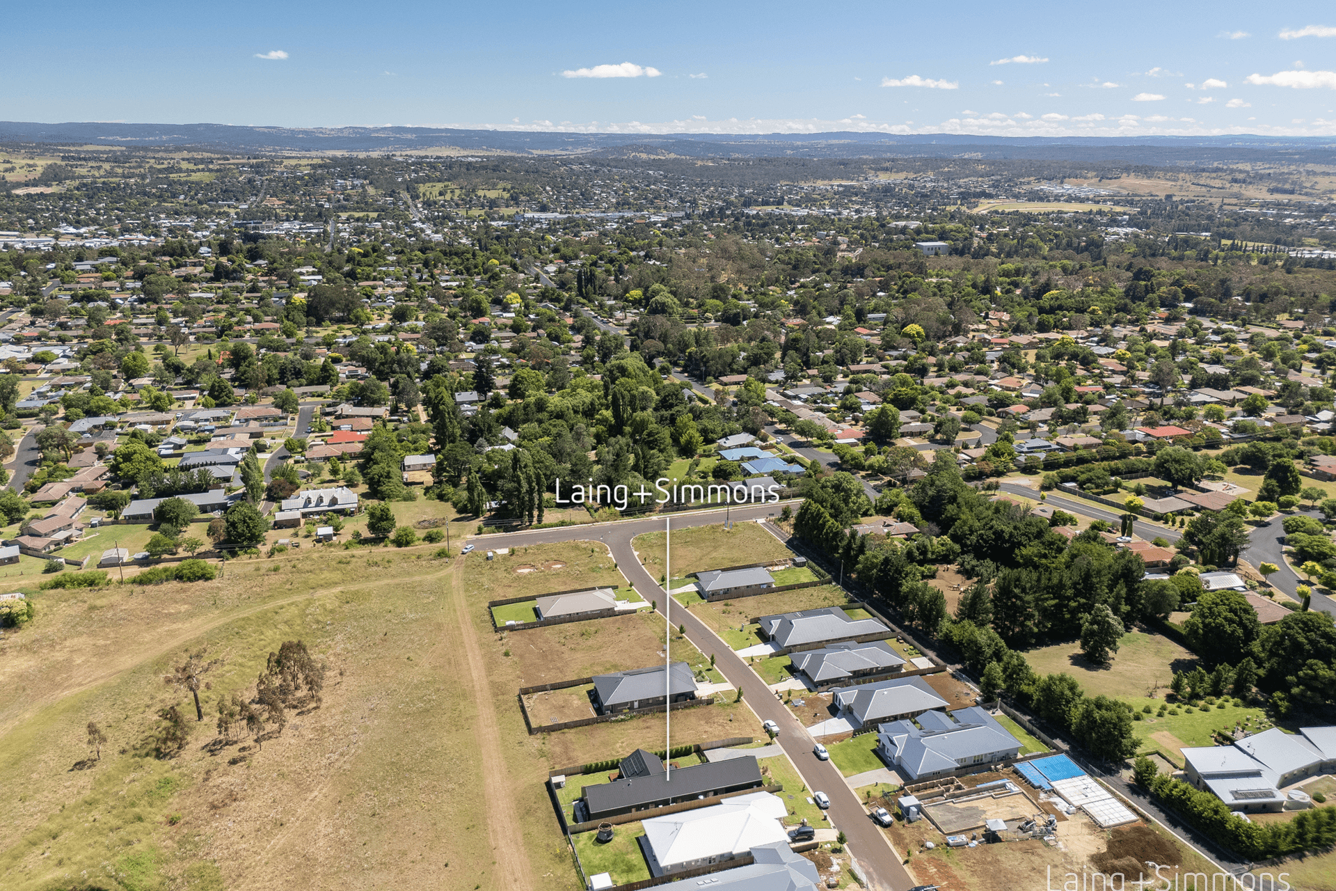 14 Melba Place, Armidale, NSW 2350