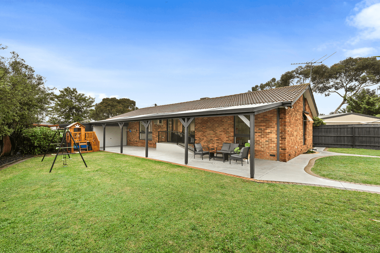 14 Colton Close, Greenvale, VIC 3059