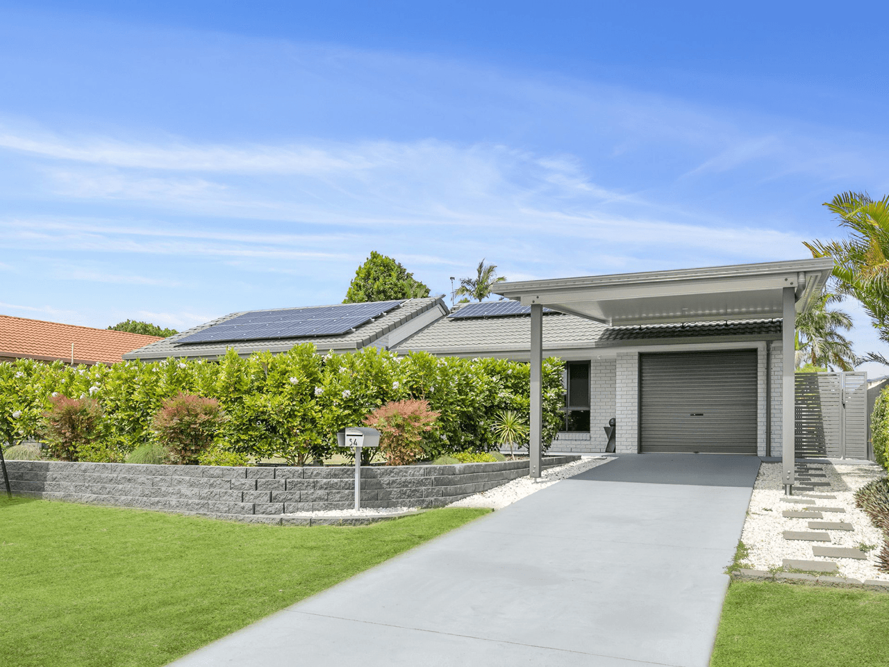 54 Lachlan Crescent, SANDSTONE POINT, QLD 4511