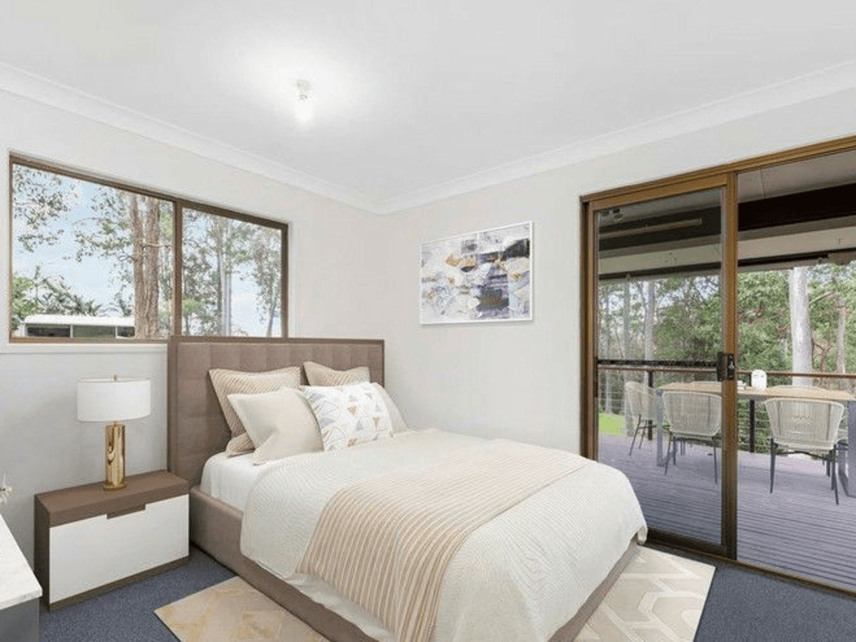 22 Tarrant Drive, MUDGEERABA, QLD 4213