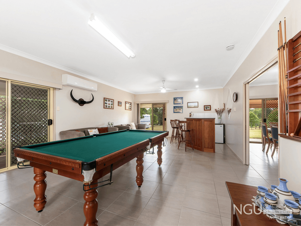 42 James Road, Pine Mountain, QLD 4306