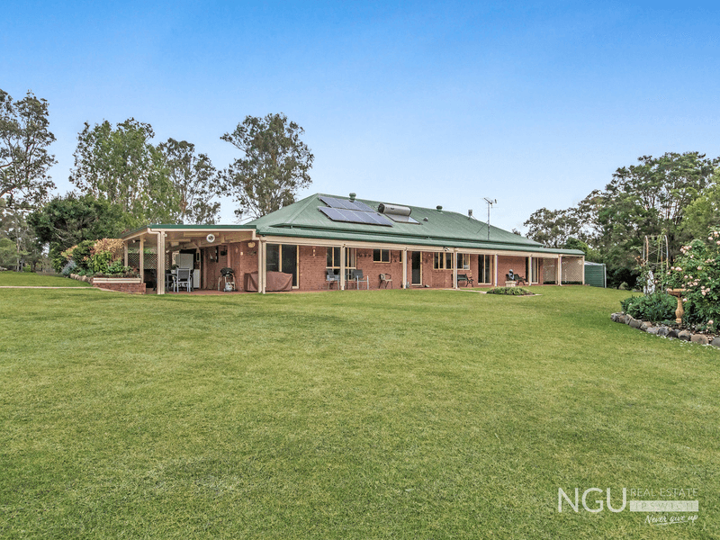 42 James Road, Pine Mountain, QLD 4306
