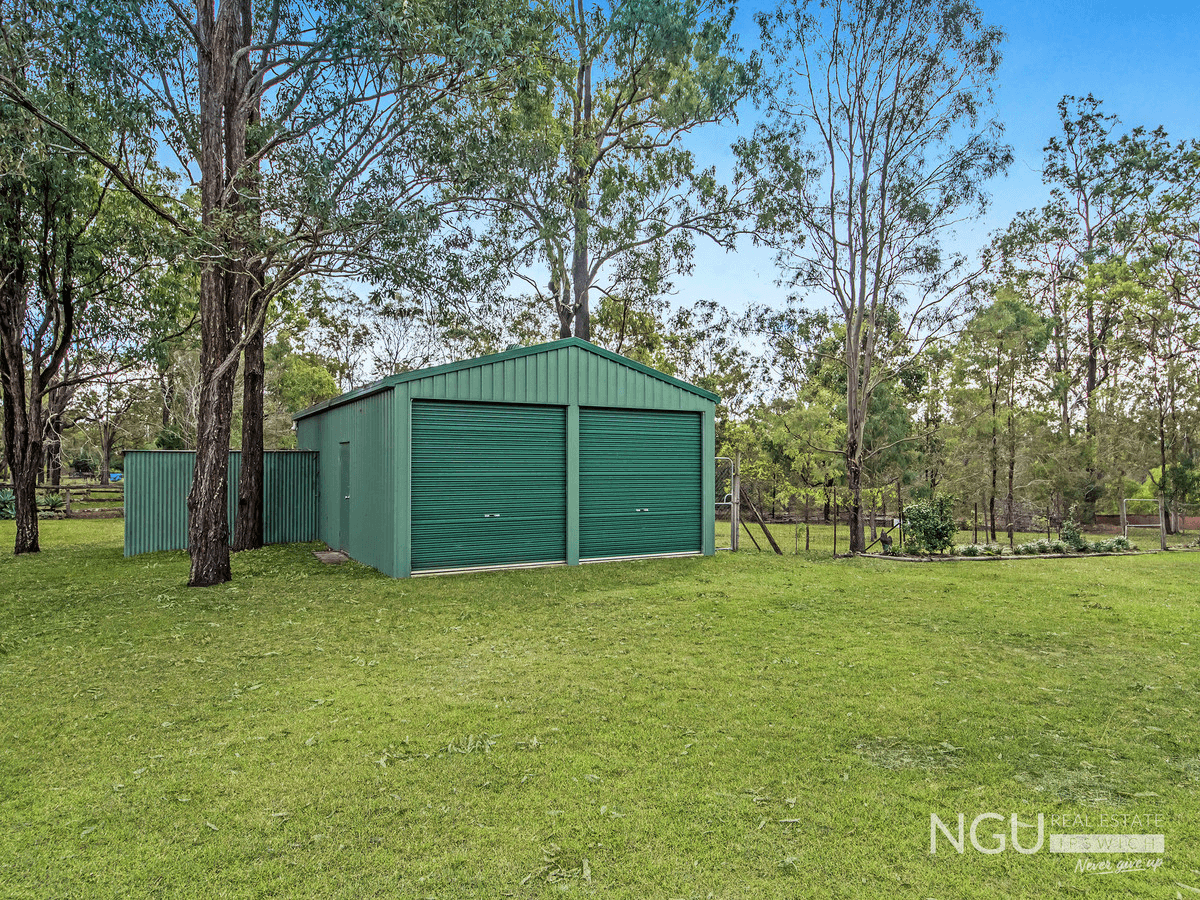 42 James Road, Pine Mountain, QLD 4306