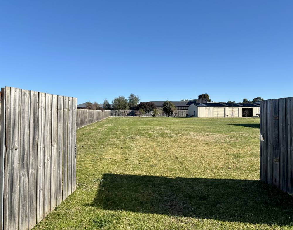 31 May Park Dr, Paynesville, VIC 3880