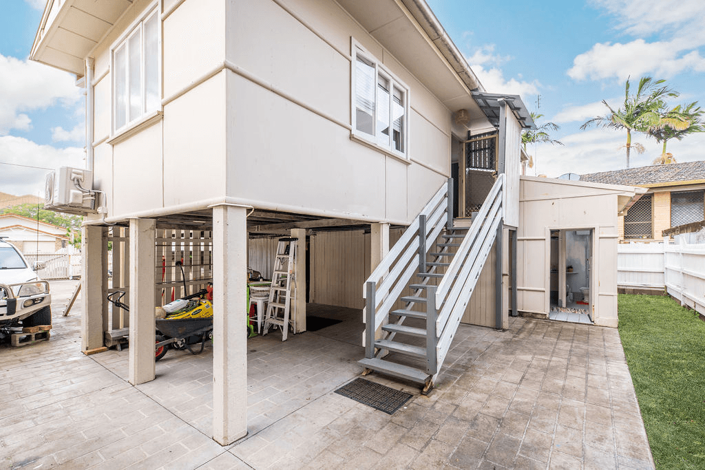 14 William Street, SOUTHPORT, QLD 4215