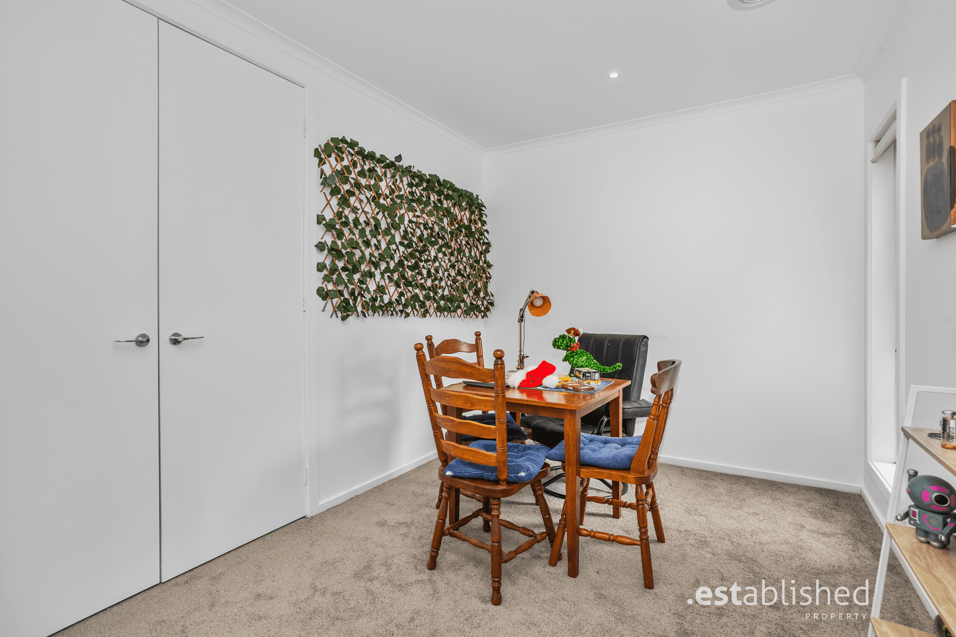 4 Hoddle Link, MANOR LAKES, VIC 3024