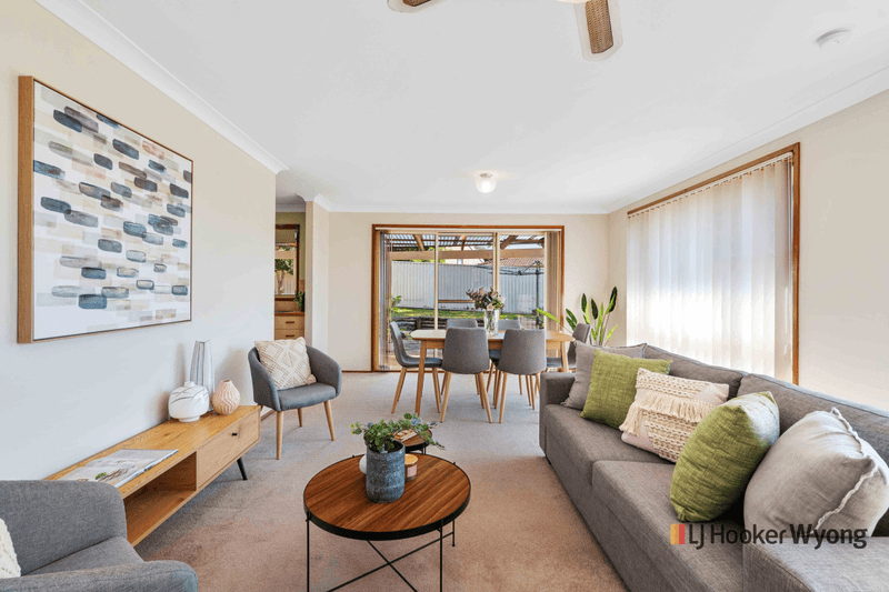 17 Charmian Crescent, WATANOBBI, NSW 2259