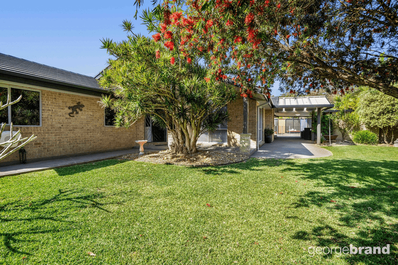 9 Rodney Close, LAKE MUNMORAH, NSW 2259