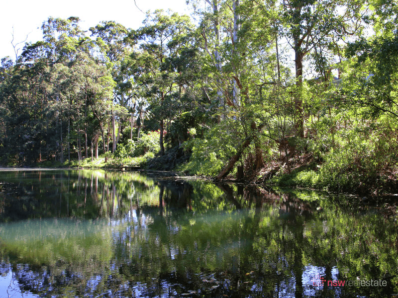 6 Norman Hill Drive, KORORA, NSW 2450