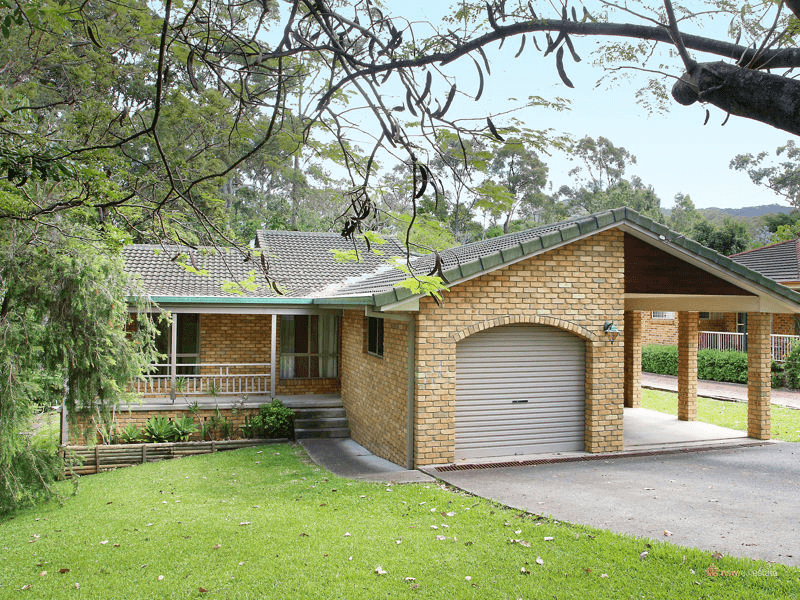 6 Norman Hill Drive, KORORA, NSW 2450