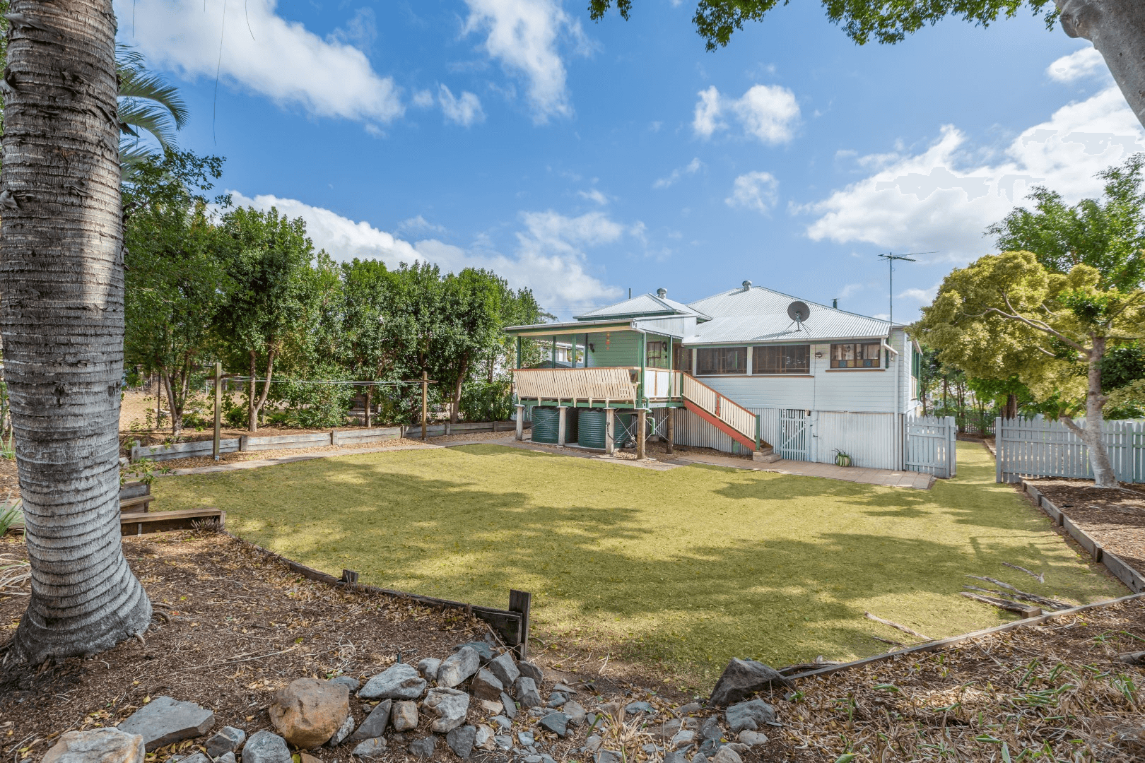 111 Glebe Road, SILKSTONE, QLD 4304