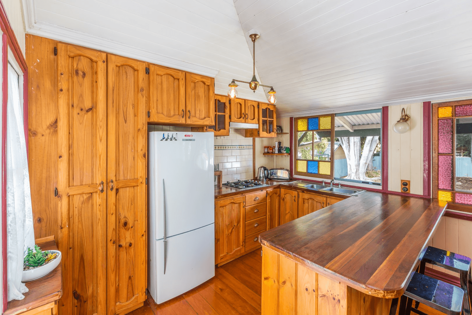 111 Glebe Road, SILKSTONE, QLD 4304