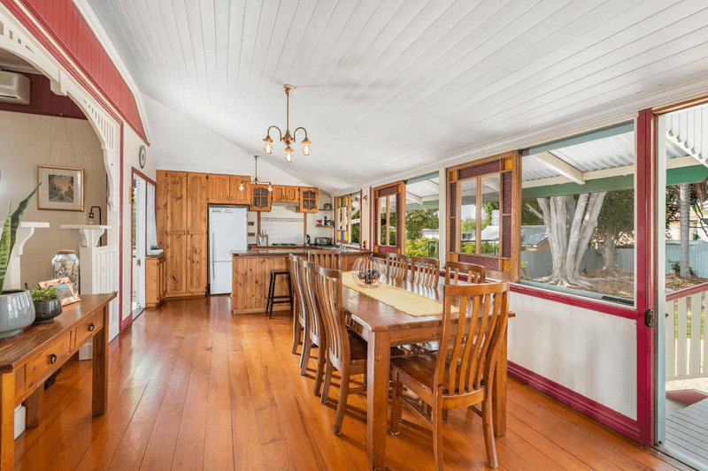 111 Glebe Road, SILKSTONE, QLD 4304