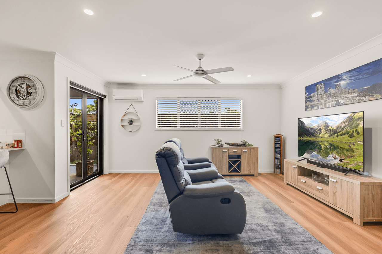 7/319A Bridge Street, NEWTOWN, QLD 4350