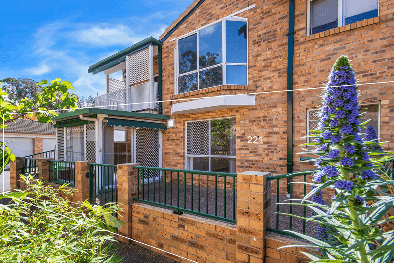 221/15 Lorraine Avenue, Berkeley Vale, NSW 2261