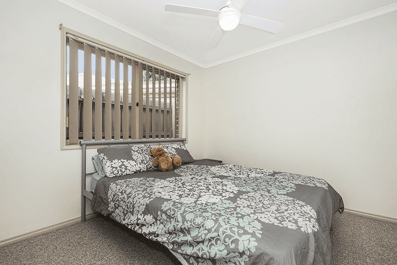 Unit 1/13 Chardonay Place, Queanbeyan West, NSW 2620