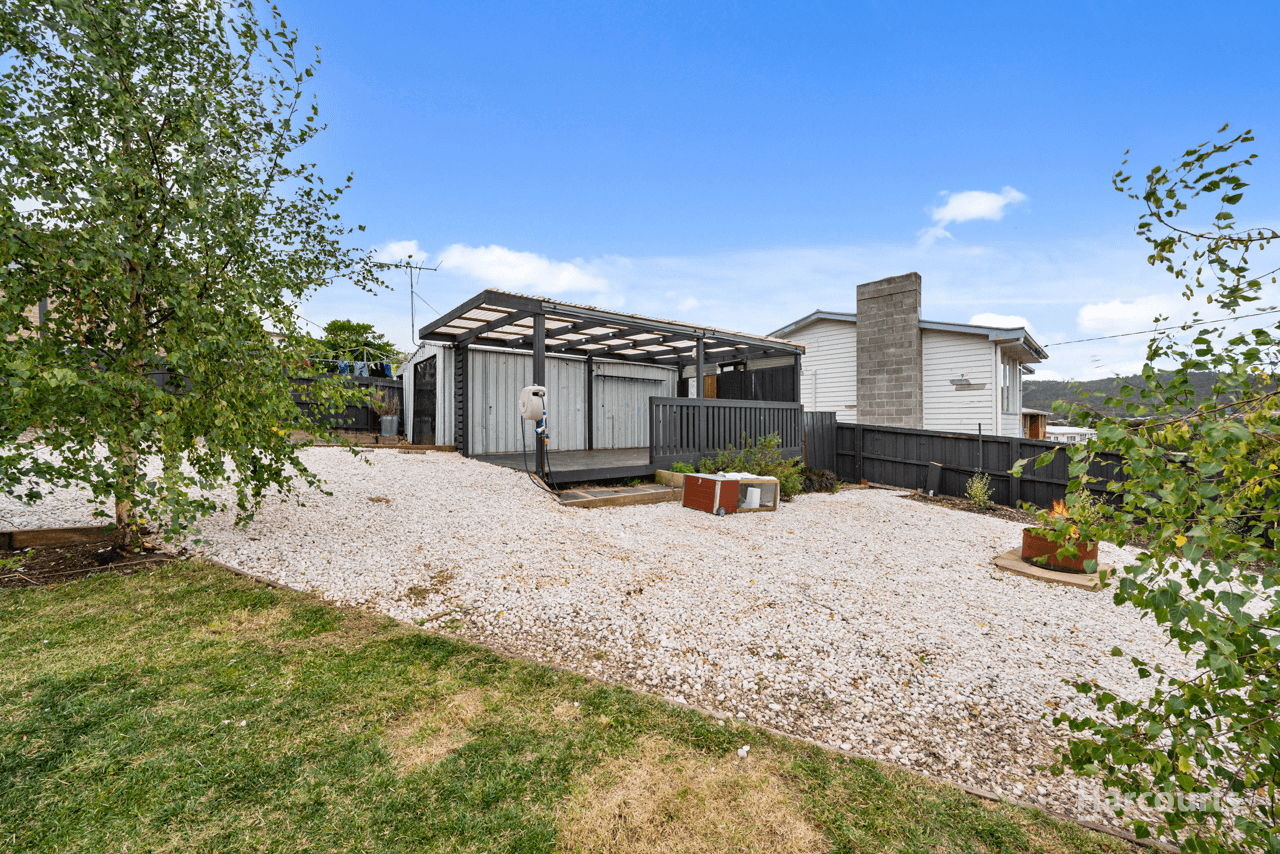 20 Kanooka Street, ROKEBY, TAS 7019