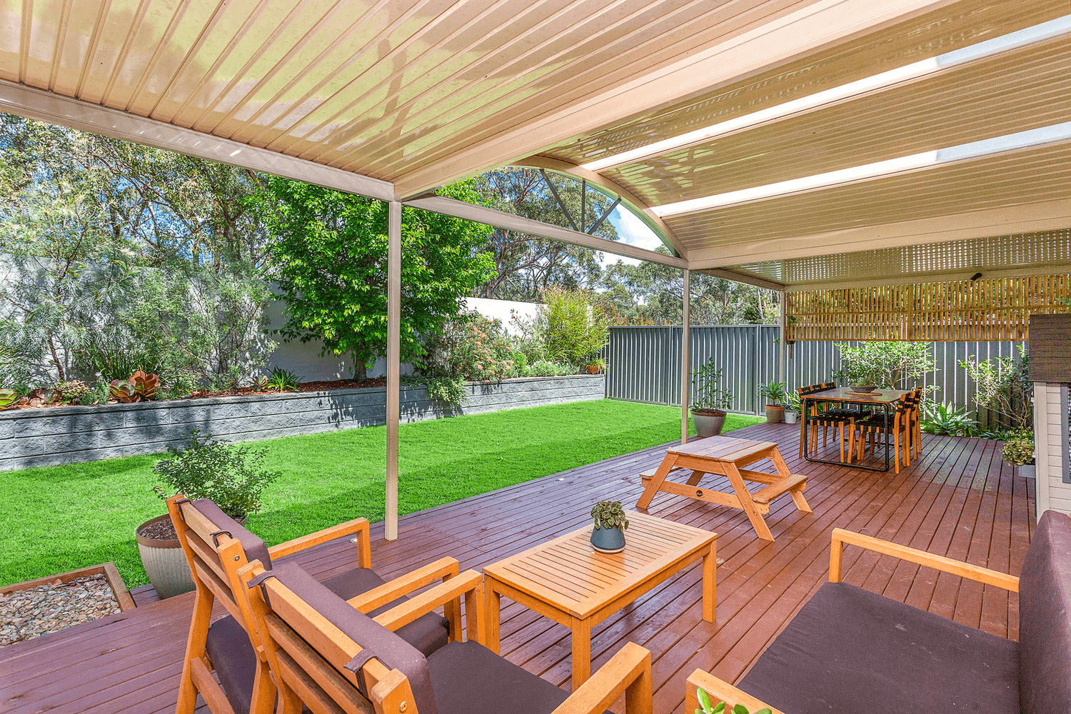 50 Eucalyptus Court, Picnic Point, NSW 2213