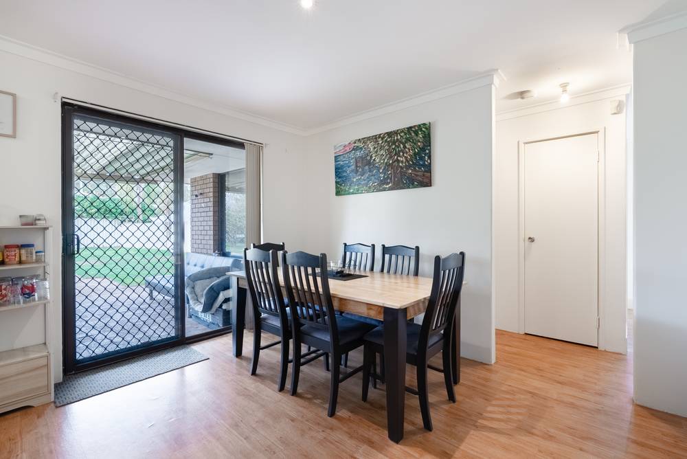 15 Voyager Court, COOLOONGUP, WA 6168