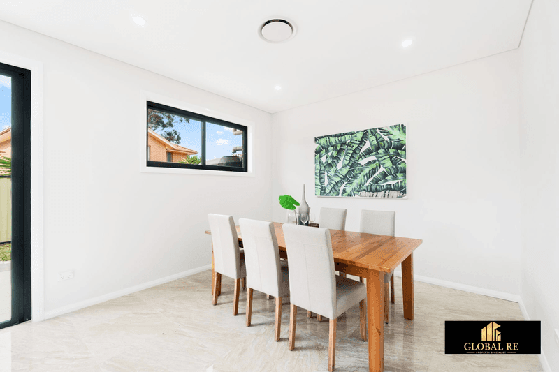 14/10-12 Tobruk Avenue, LIVERPOOL, NSW 2170