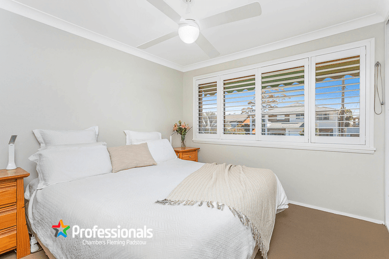 6 Riverside Avenue, Picnic Point, NSW 2213