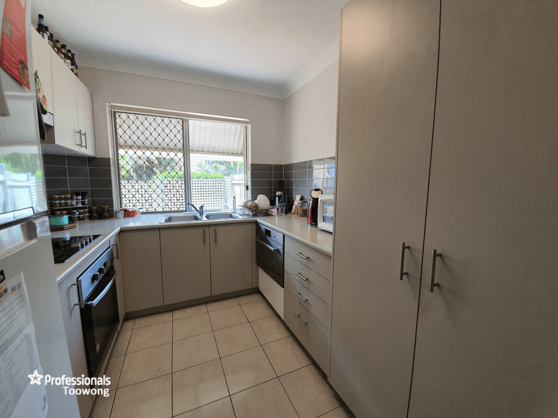 27/22-26 Warren Street, St Lucia, QLD 4067