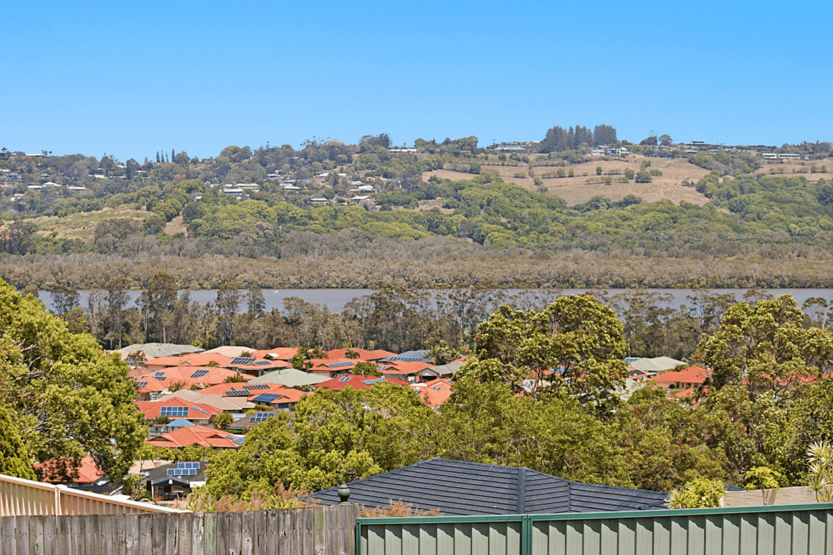 41 Champagne Drive, Tweed Heads South, NSW 2486