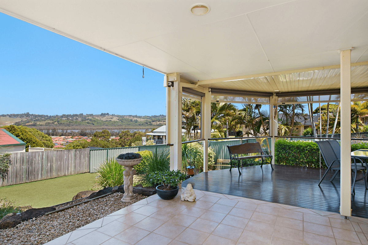 41 Champagne Drive, Tweed Heads South, NSW 2486