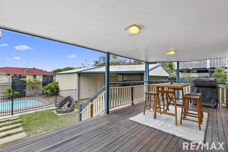 103 Limpus Street, Urangan, QLD 4655