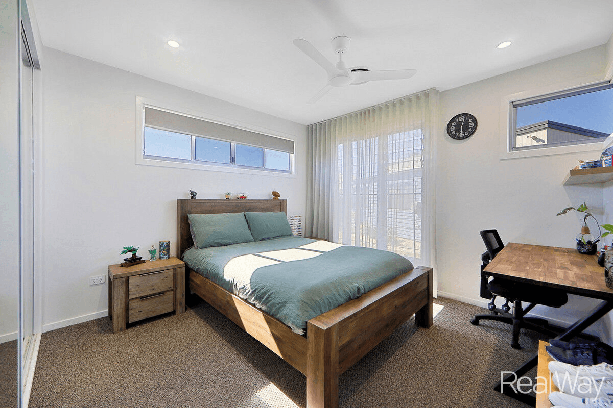 12 Hayman Place, Innes Park, QLD 4670