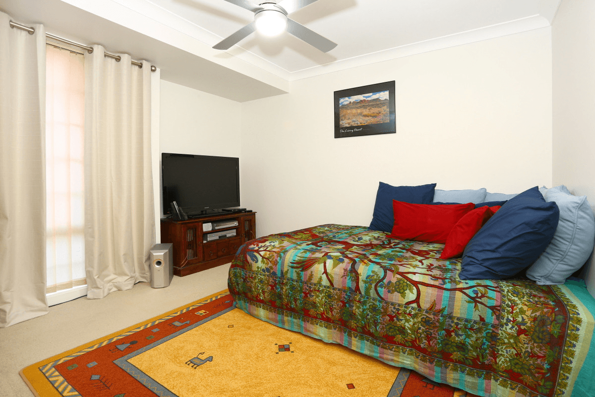 4 Goulburn Court, Helensvale, QLD 4212