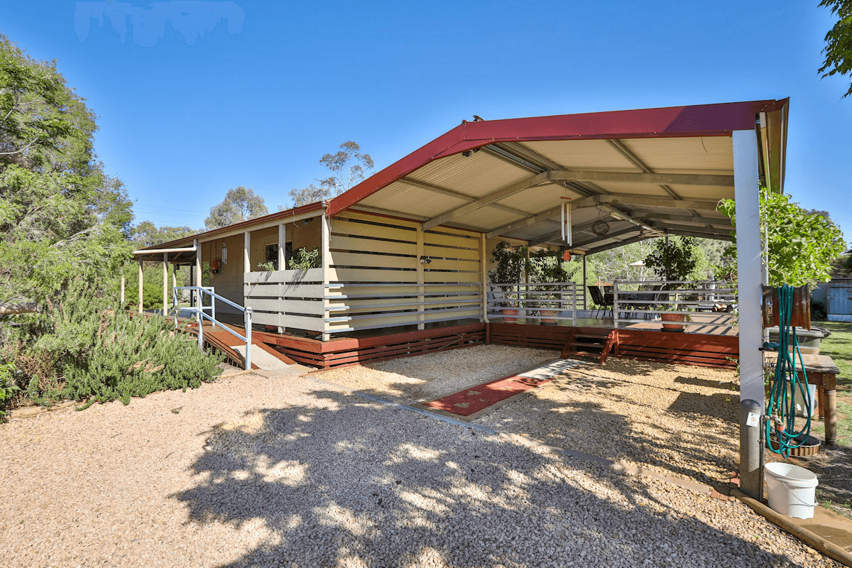 1814 Silver City Highway, DARETON, NSW 2717