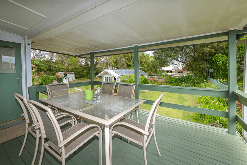 48 Muir Street, LABRADOR, QLD 4215