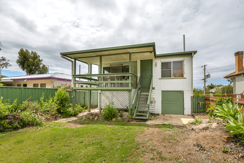 48 Muir Street, LABRADOR, QLD 4215