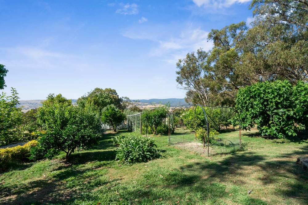 243 Davies Road, MERRIJIG, VIC 3723