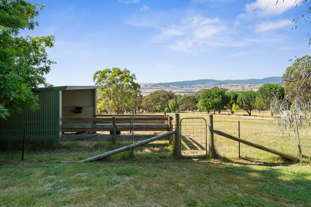 243 Davies Road, MERRIJIG, VIC 3723