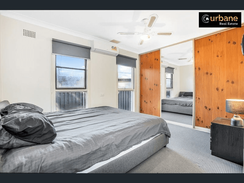 30 Manila Road, LETHBRIDGE PARK, NSW 2770