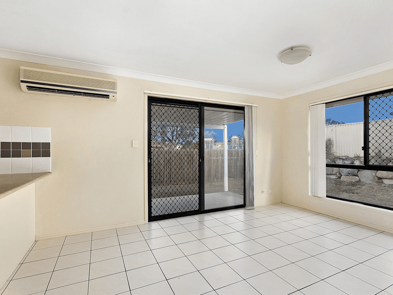 28 Brittany Crescent, Raceview, QLD 4305