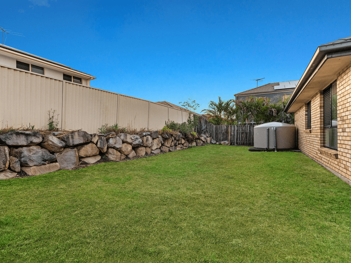 28 Brittany Crescent, Raceview, QLD 4305