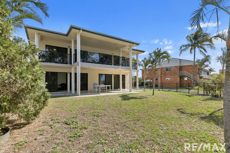 511 Esplanade, Urangan, QLD 4655